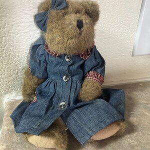 Boyds Bears NWT vintage retired "emmy lou" plush bear with denim dress and bows